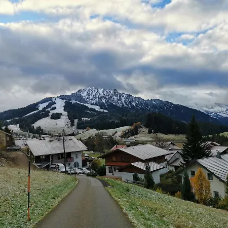 Haus Edelweiss Apartamento *